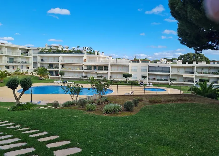 アパート Monte Balaia